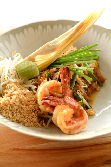 best pad thai benjarong restaurant bangkok