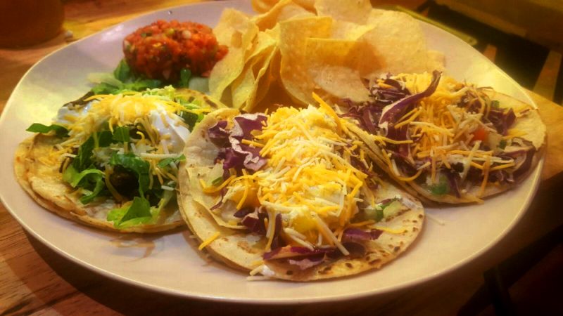 Salsa Fiesta Kendall - Fast-Causal Mexican - tacos