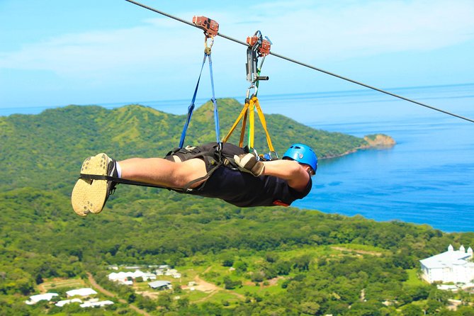 zip lining